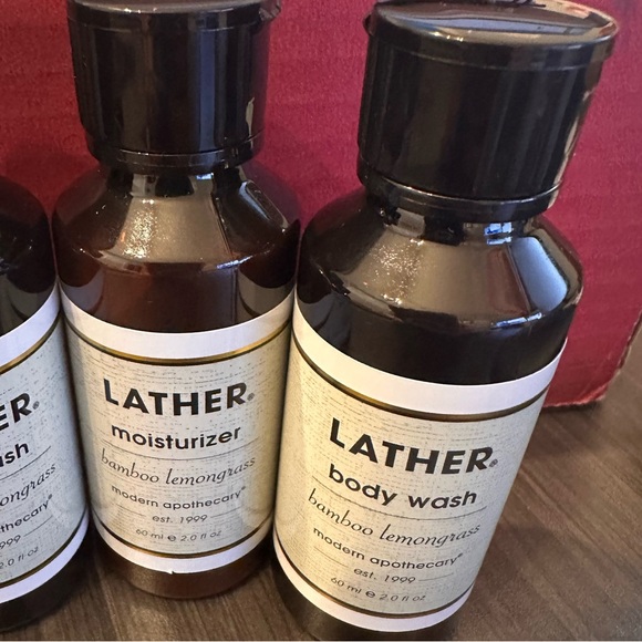 Lather Travel Kit - Picture 5 of 5